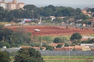 Prefeitura conclui terraplenagem na área do novo Fórum