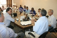 Reunião com diretorias dos Sindicatos dos Servidores Públicos Municipais, dos Educadores e dos Trabalhadores no Codau.