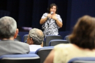 Palestra orienta para consumo familiar consciente