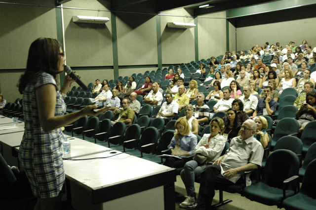 Conferência Municipal de Saúde reúne mais de 800 pessoas