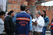 Paulo Mesquita visita locais que tiveram prejuízos pela chuva