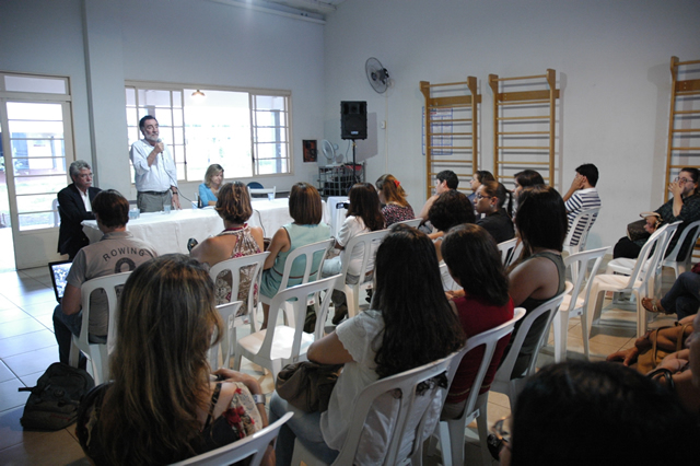 Patrus Ananias participa de conversa com assistentes e instituições sociais da cidade. Foto:Francis Prado.