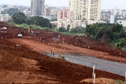 Acessos ao novo Fórum começam a ser asfaltados. Foto: Enerson Cleiton