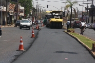 Avenida Leopoldino de Oliveira começa a ser recapeada. Foto: Enerson Cleiton