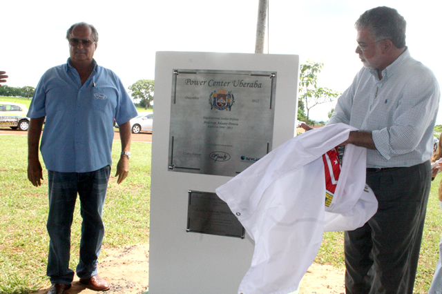 Lançamento da pedra fundamental das obras do Uberaba Power Center
